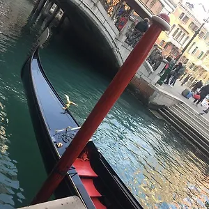 https://greys-house-venice.hotelinveneto.com